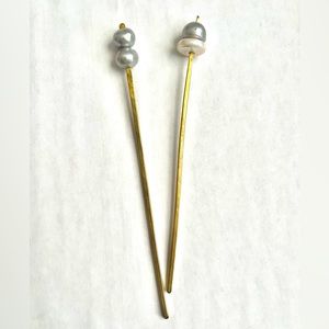 Brass and freshwater pearl hair pin set
